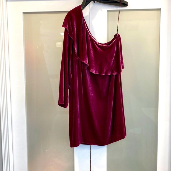 Nicole Miller Collection Silk Velvet One Shoulder Ruffle Cocktail Dress - Picture 2 of 4